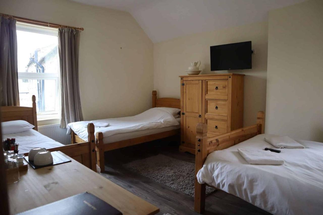 The Hare & Hounds Inn Foulridge ภายนอก รูปภาพ