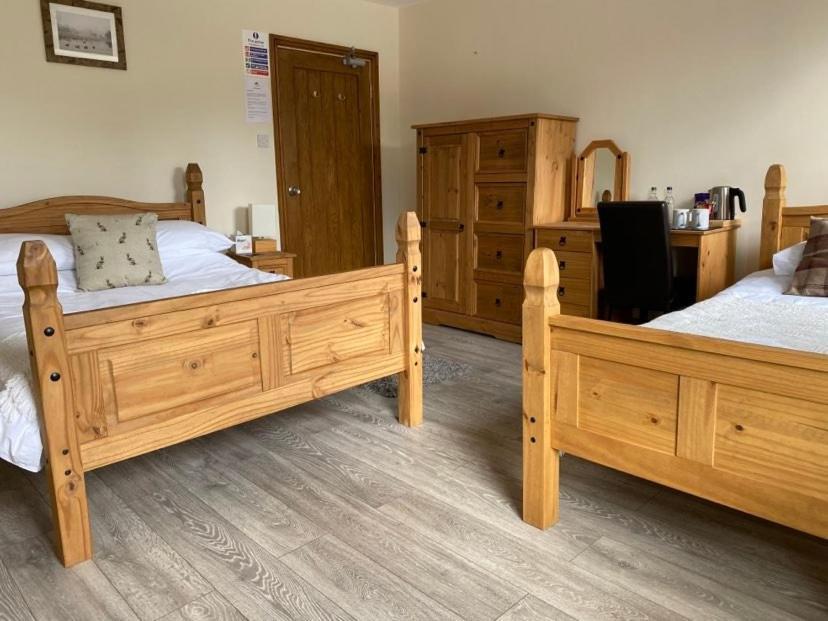 The Hare & Hounds Inn Foulridge ภายนอก รูปภาพ